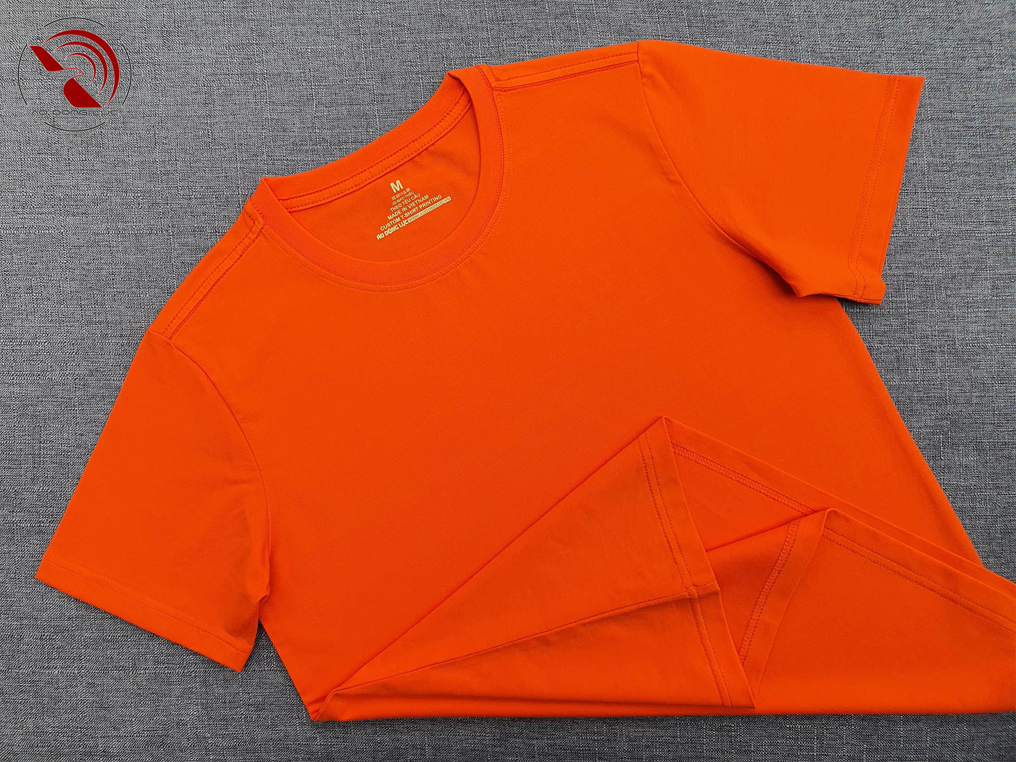 Áo thun cổ tròn ngắn tay cotton cao cấp màu cam