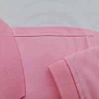 Chi tiết đường may áo thun cổ trụ polo bo trơn cá sấu lạnh poly thấm hút hồng phấn