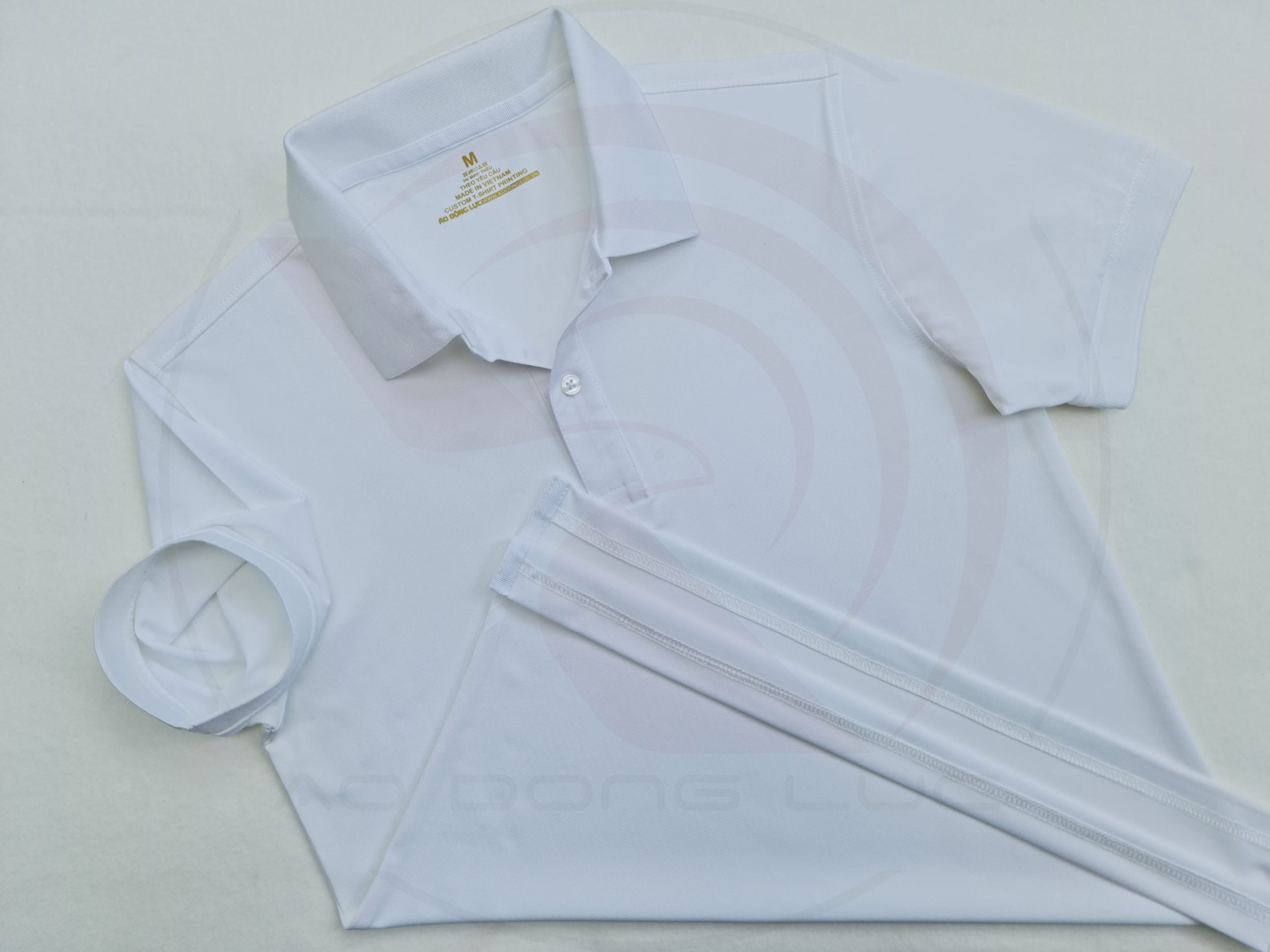 Áo thun cổ trụ polo bo trơn cá sấu lạnh poly thấm hút bo trơn màu trắng