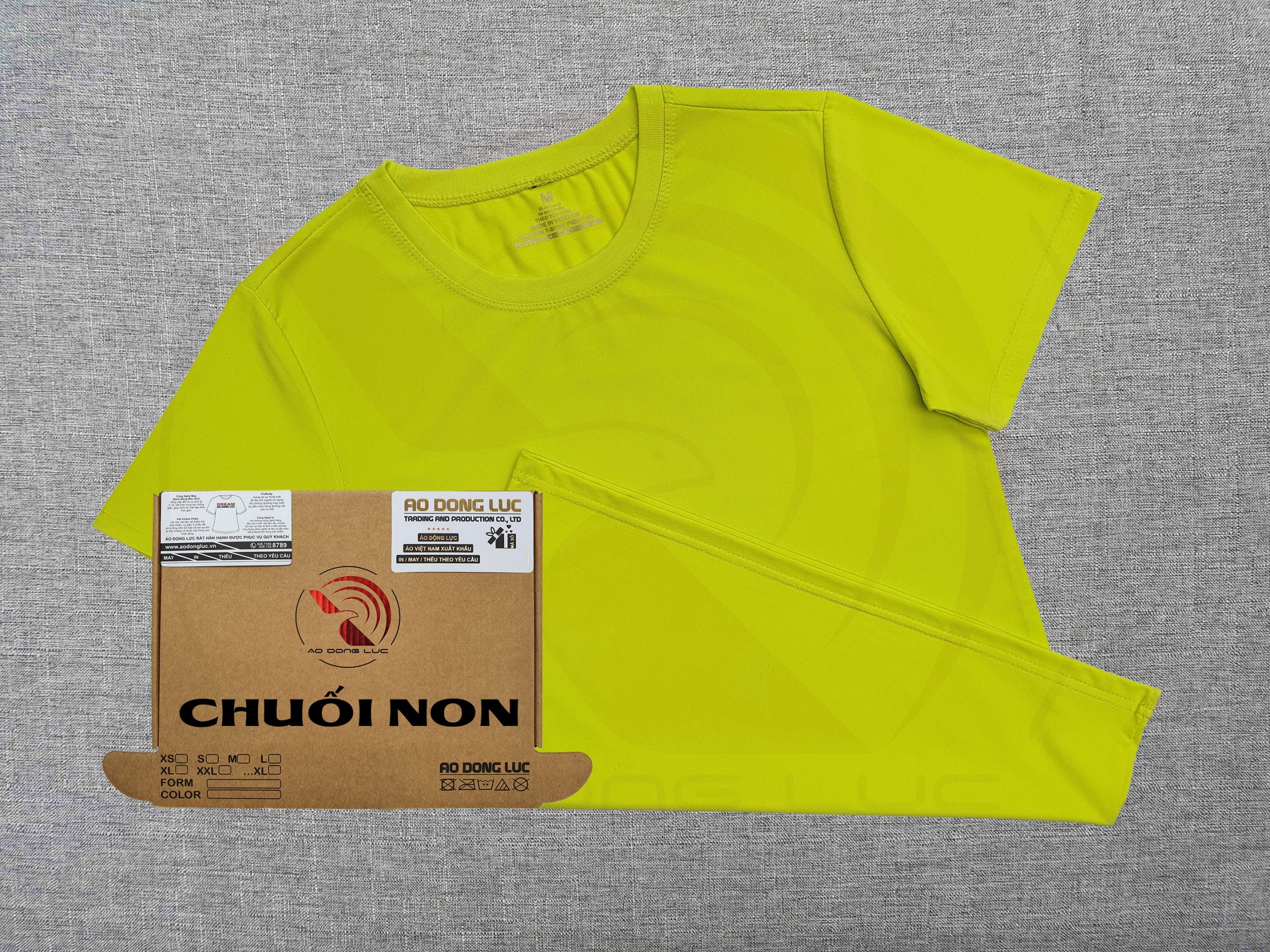 Áo thun cổ tròn ngắn tay supe unisex màu chuối non