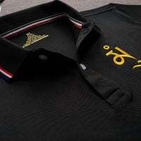 Đồng phục áo thun polo bo sọc màu đen thêu logo