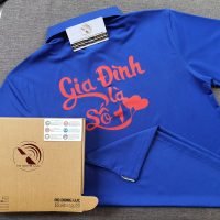 Đồng phục áo thun gia đình polo bo trơn xanh bích in decal