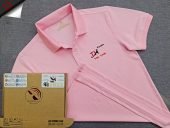 Đồng phục áo thun polo bo trơn màu hồng phấn in kỹ thuật số logo