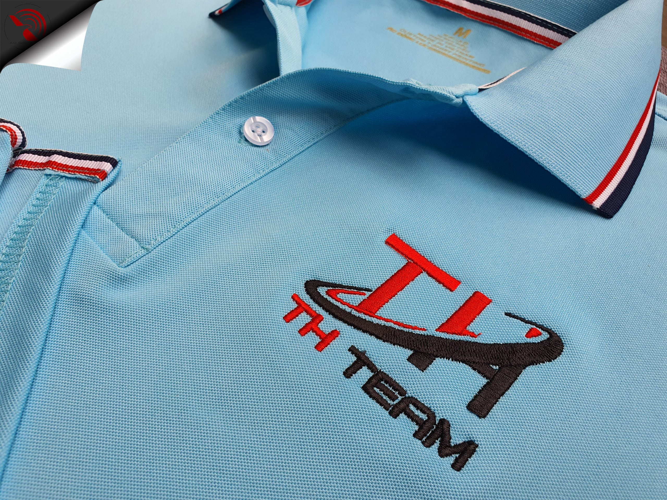 Đồng phục áo thun polo bo sọc màu xanh thiên thanh thêu logo