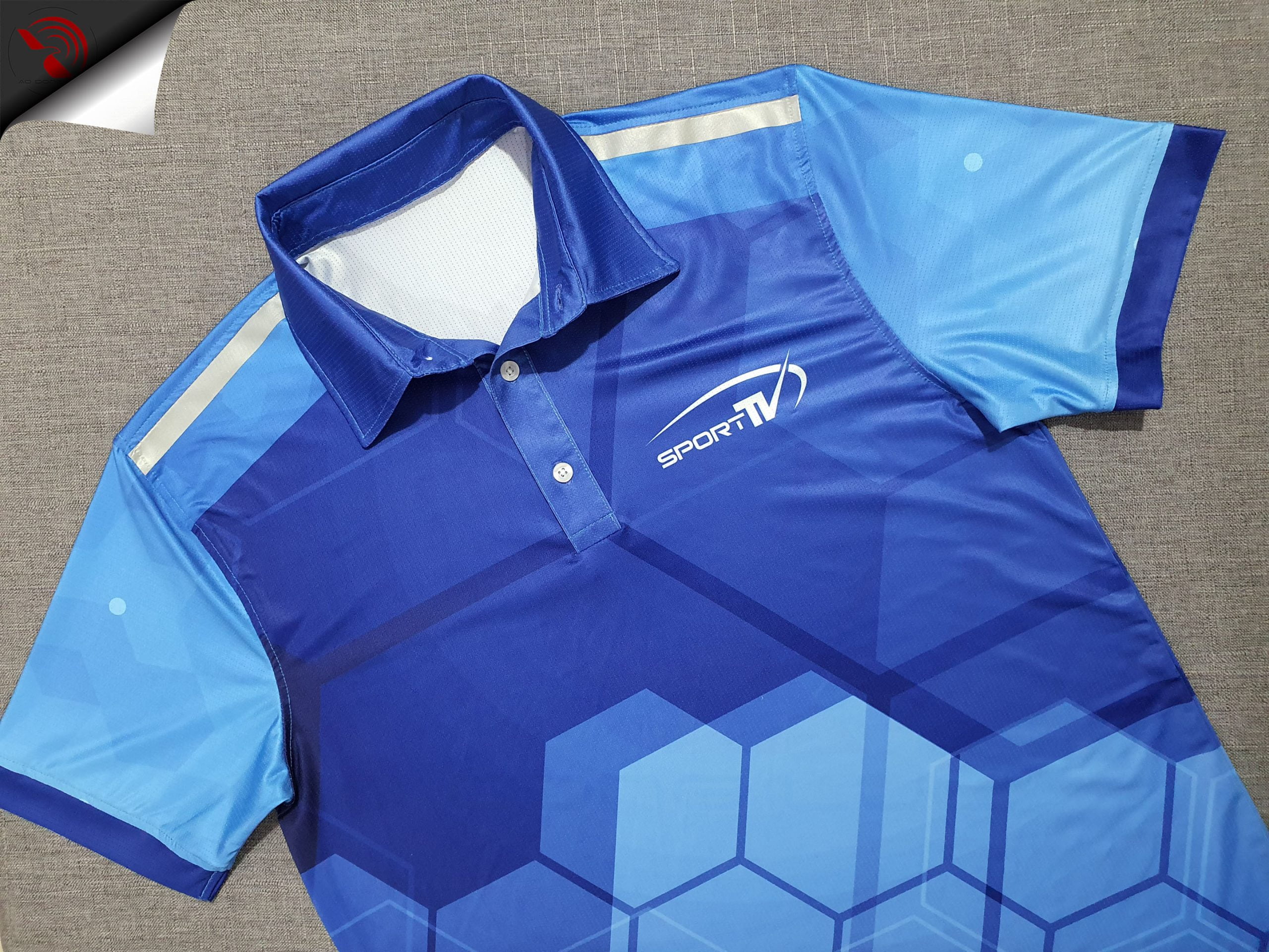 Đồng phục áo thun polo thể thao chân cổ sơ mi in chuyển nhiệt full galaxy