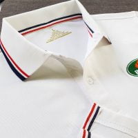 Đồng phục áo thun polo bo sọc màu trắng thêu logo ngực