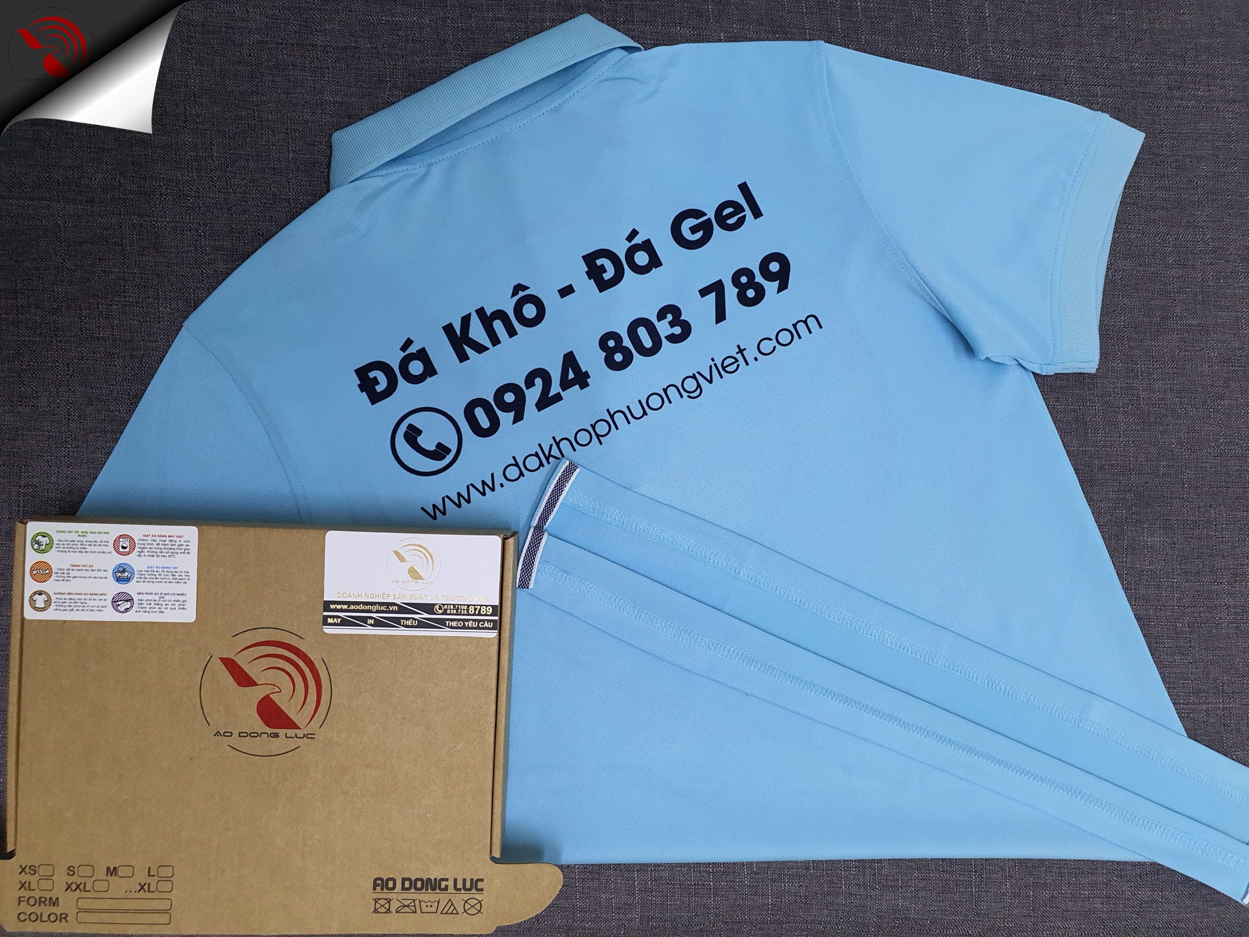 Đồng phục áo thun polo bo trơn màu xanh biển in chuyển nhiệt