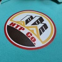 Hình in decal logo lên áo thun đồng phục polo xanh ngọc